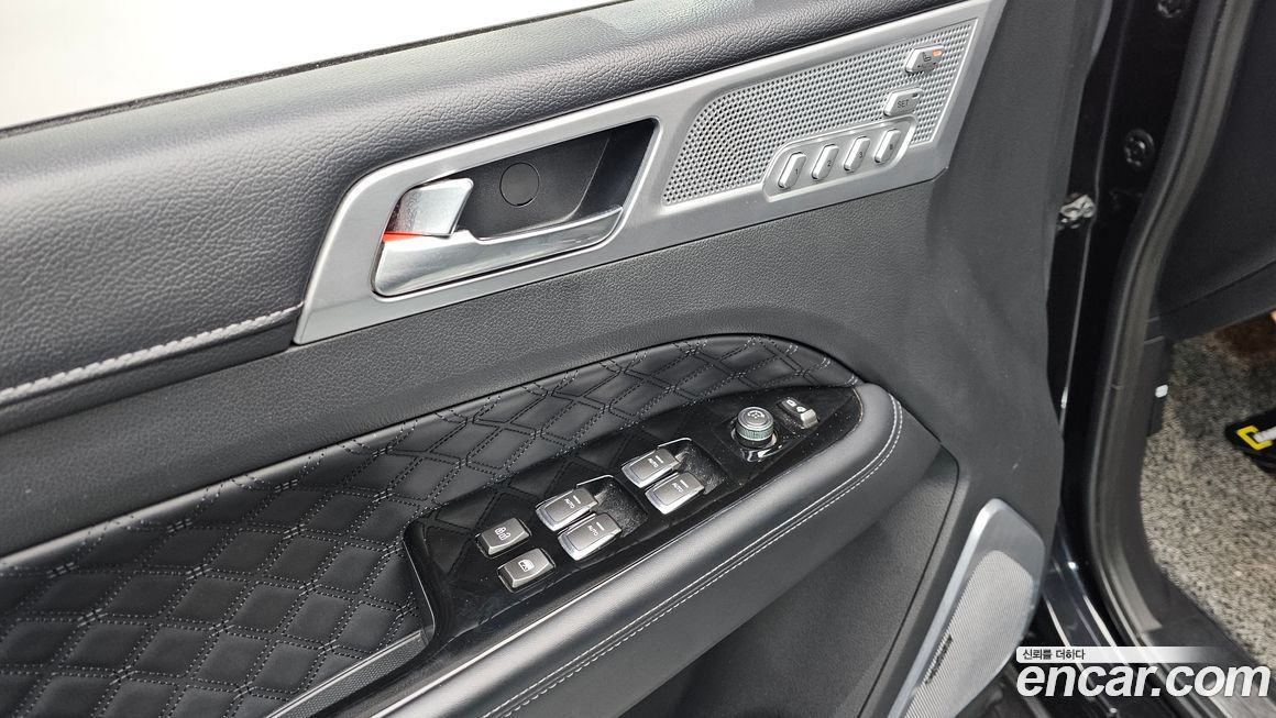 KG_Mobility_Ssangyong Rexton 2021