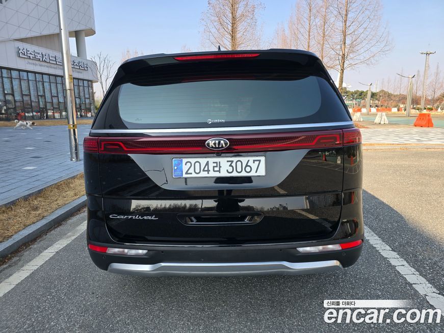 Kia Canival 2021