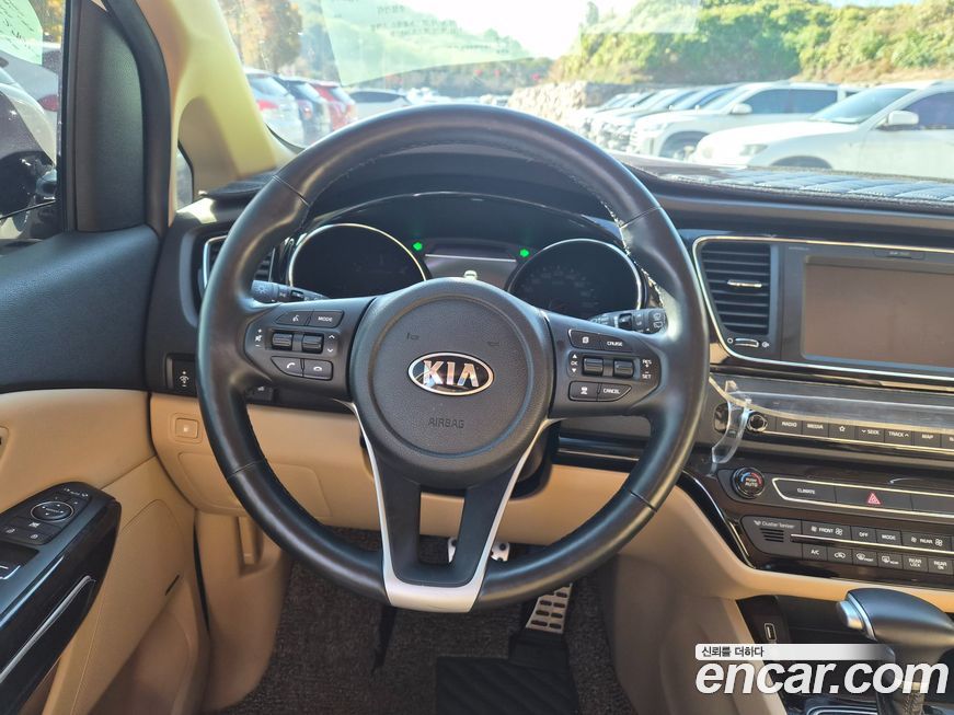 Kia Canival 2019