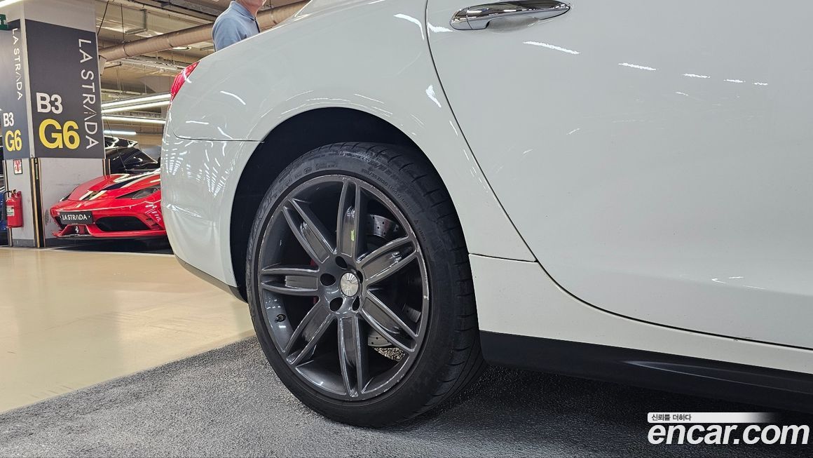 Maserati Quattroporte 2014