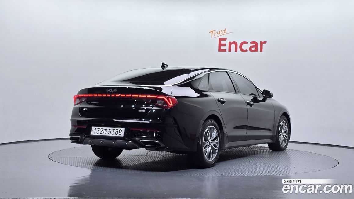Kia K5 2023