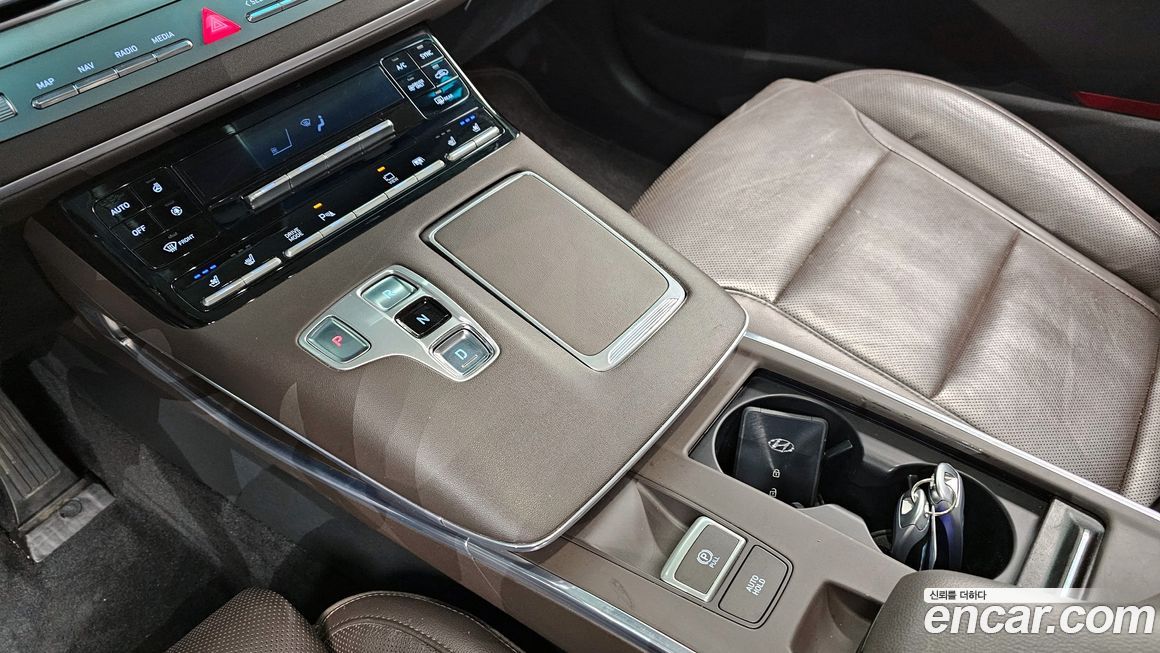 Hyundai Grandeur 2020