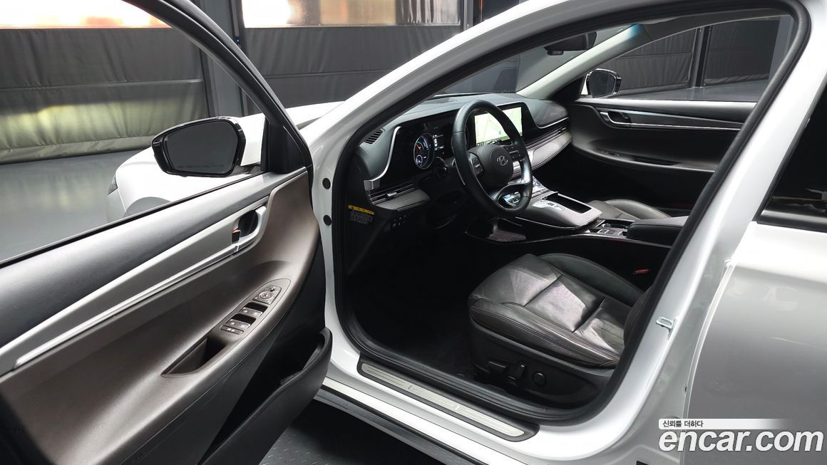 Hyundai Grandeur 2020