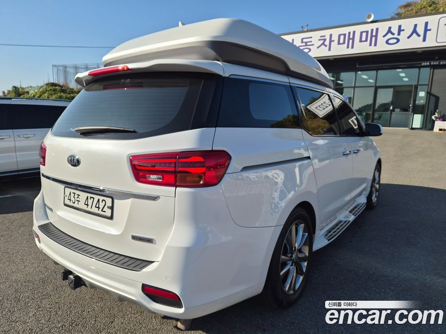 Kia Canival 2019