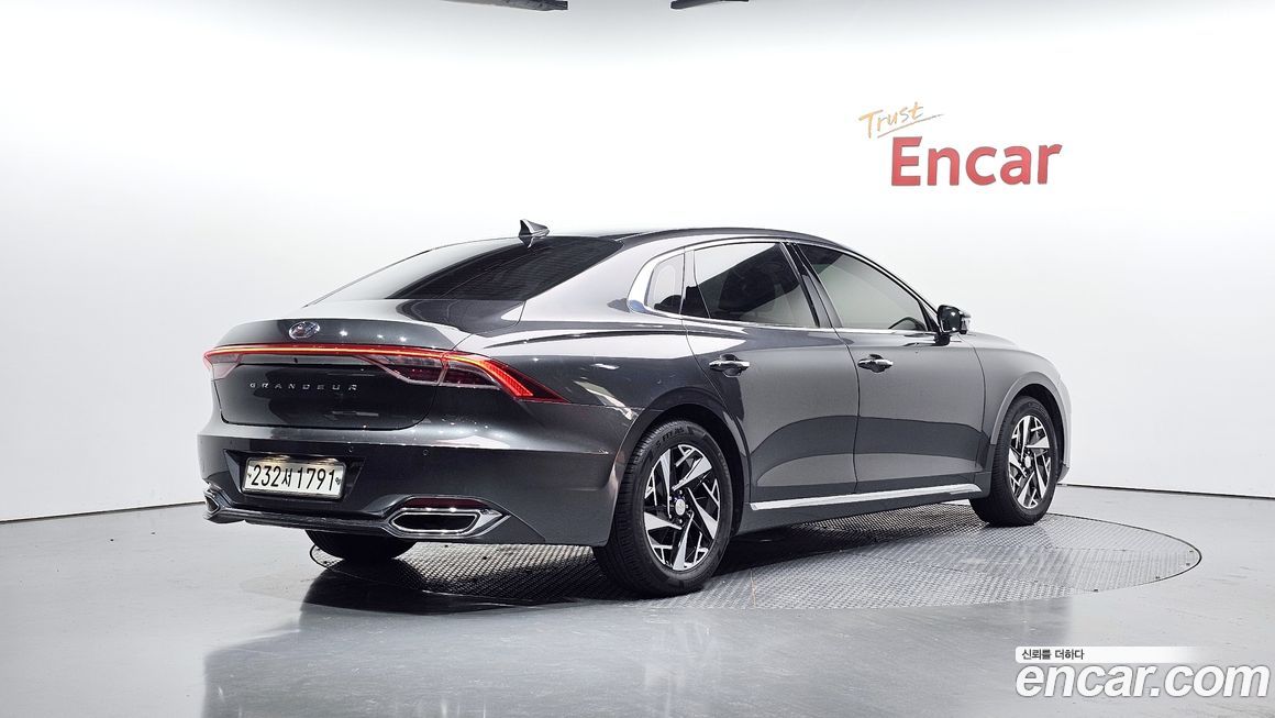 Hyundai Grandeur 2020