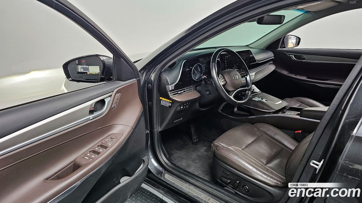 Hyundai Grandeur 2020