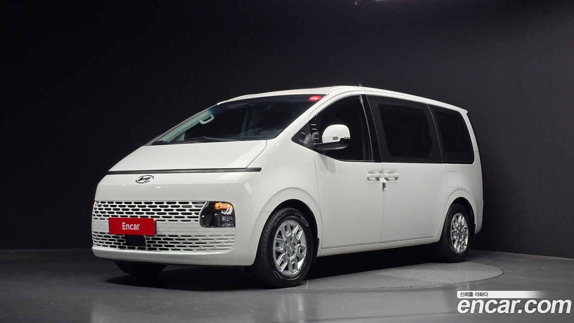Hyundai Staria 2022