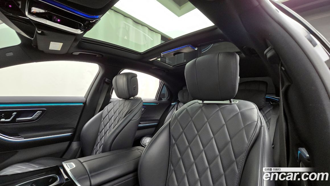 Mercedes-Benz S-Class 2023