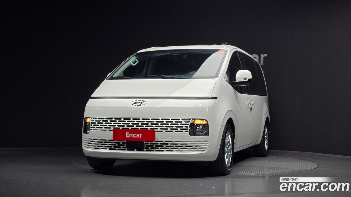 Hyundai Staria 2022
