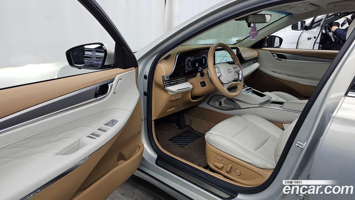 Hyundai Grandeur 2021