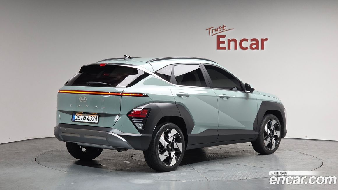 Hyundai Kona 2025