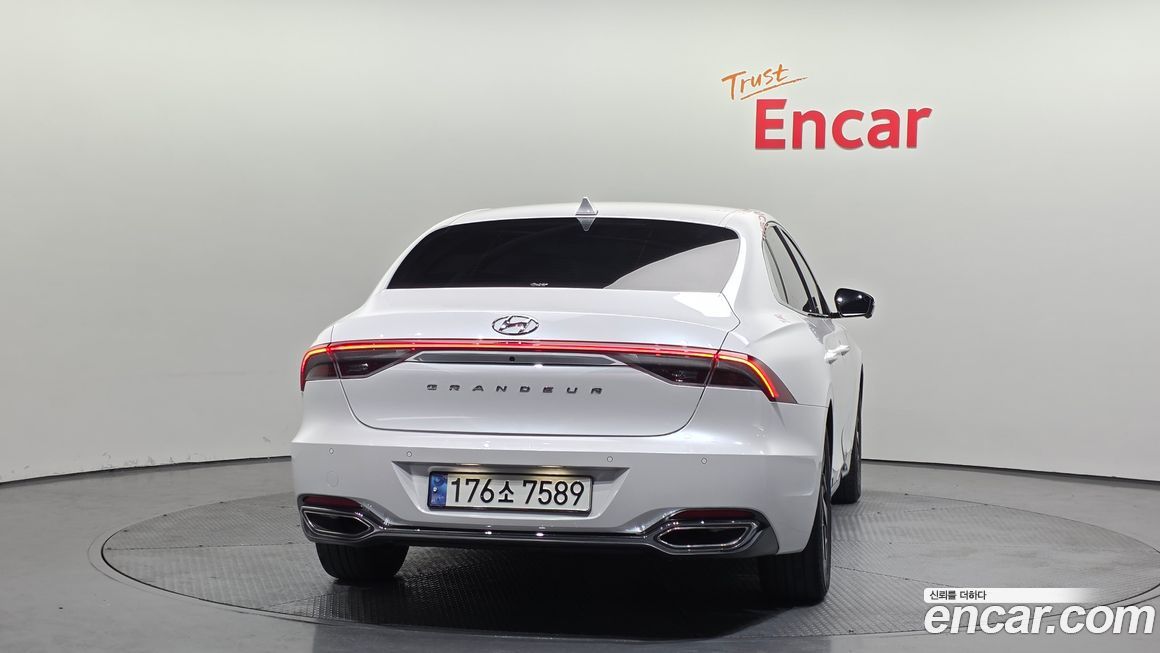 Hyundai Grandeur 2022
