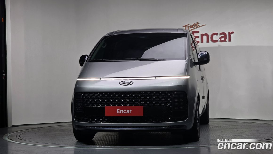 Hyundai Staria 2023