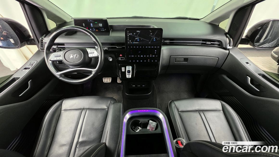 Hyundai Staria 2023