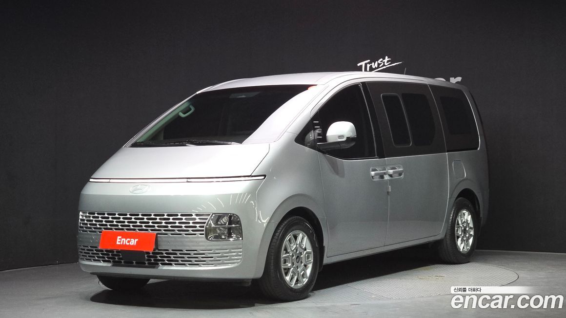 Hyundai Staria 2025