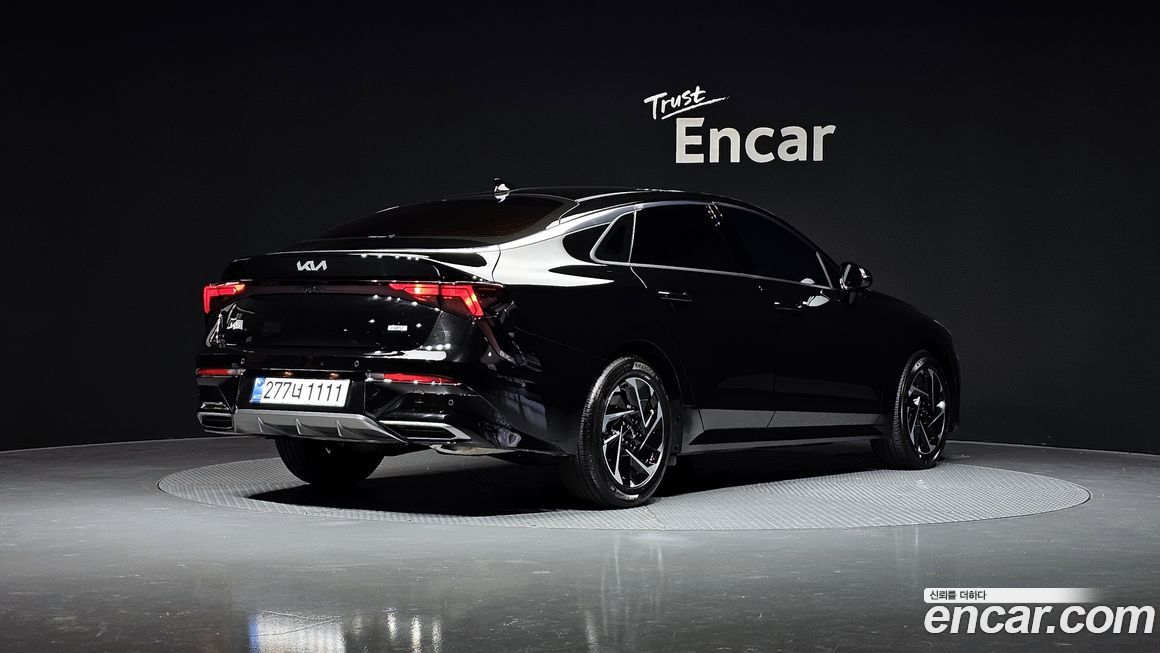 Kia K5 2025