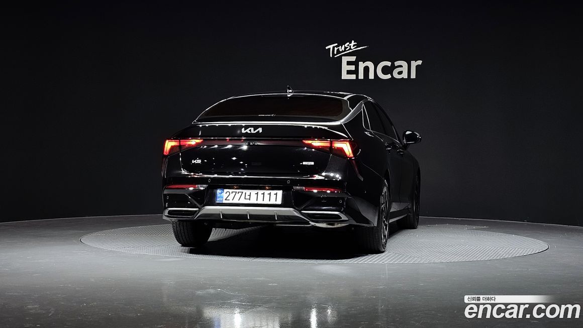 Kia K5 2025