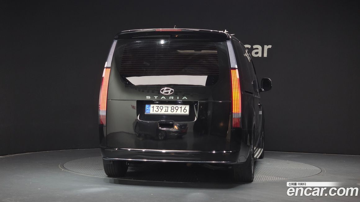 Hyundai Staria 2023