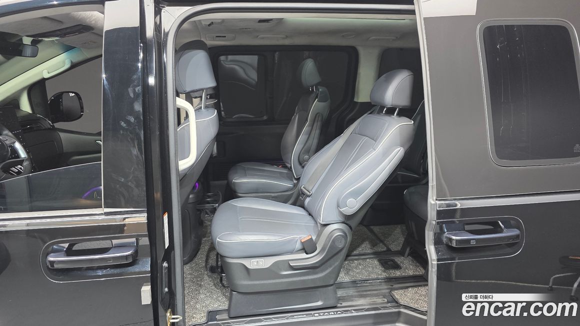 Hyundai Staria 2023