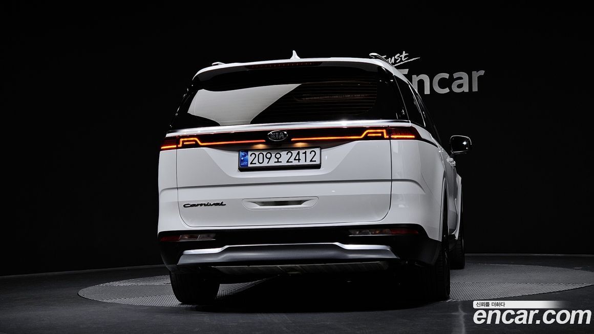 Kia Canival 2021