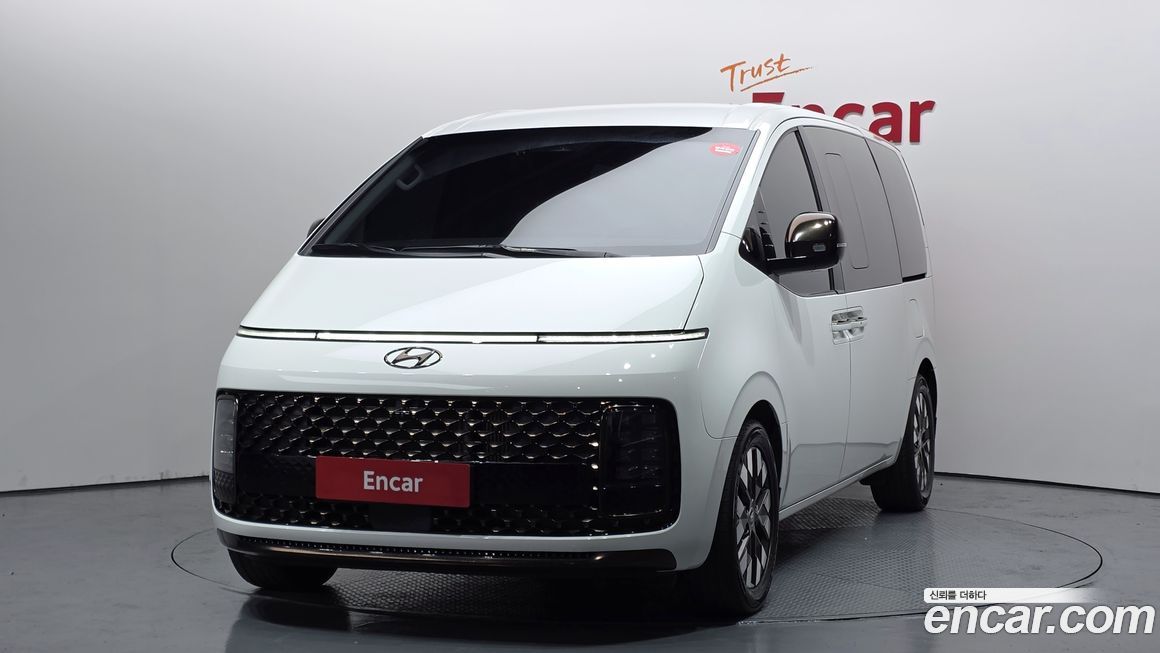 Hyundai Staria 2022