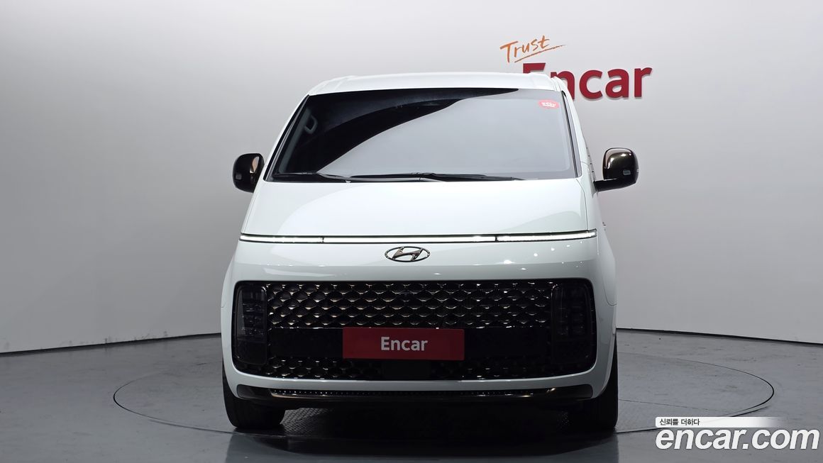 Hyundai Staria 2022