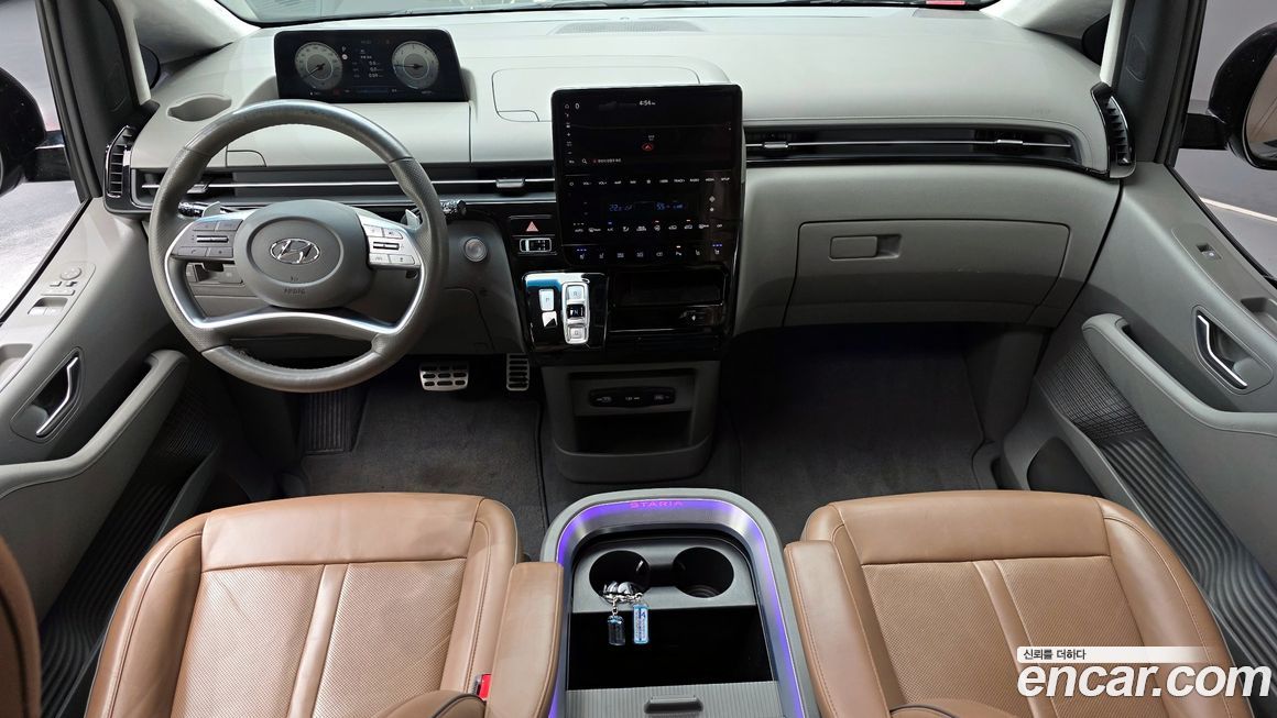 Hyundai Staria 2023