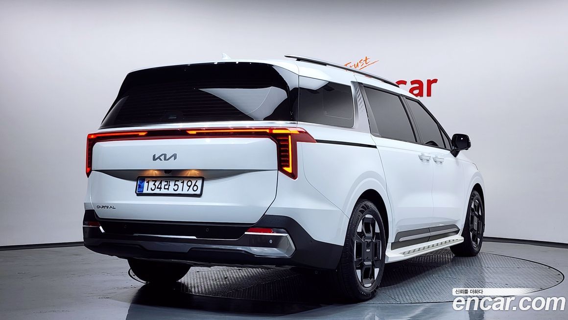 Kia Canival 2025