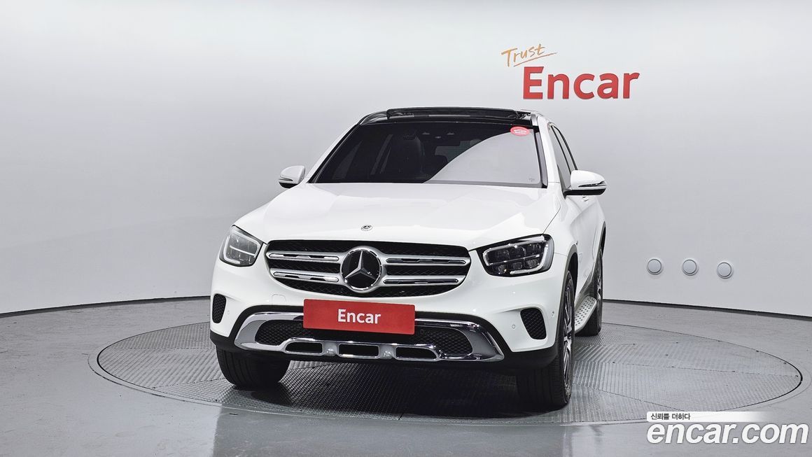 Mercedes-Benz GLC-Class 2021