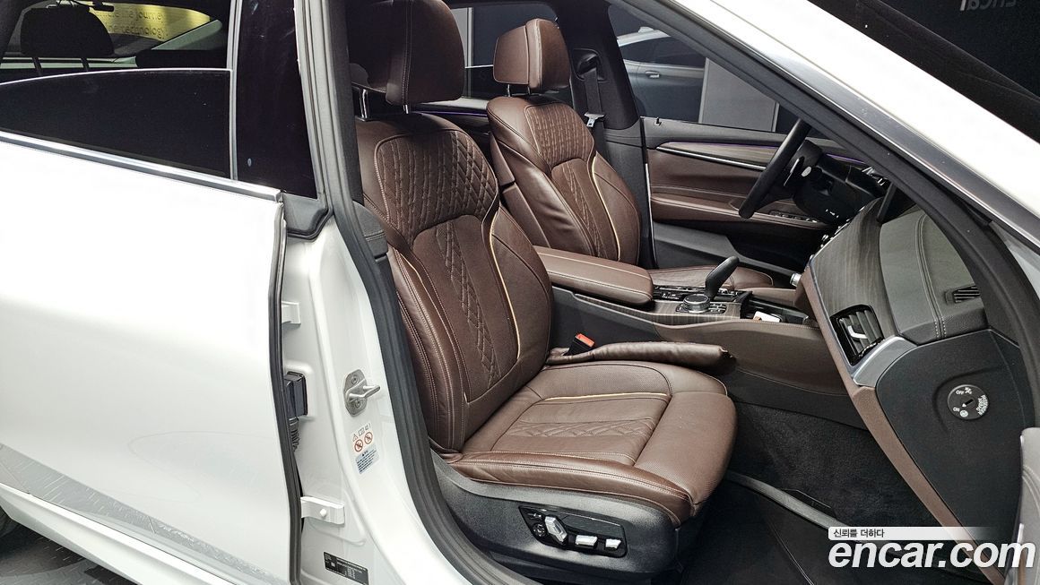 BMW Gran Turismo 2021