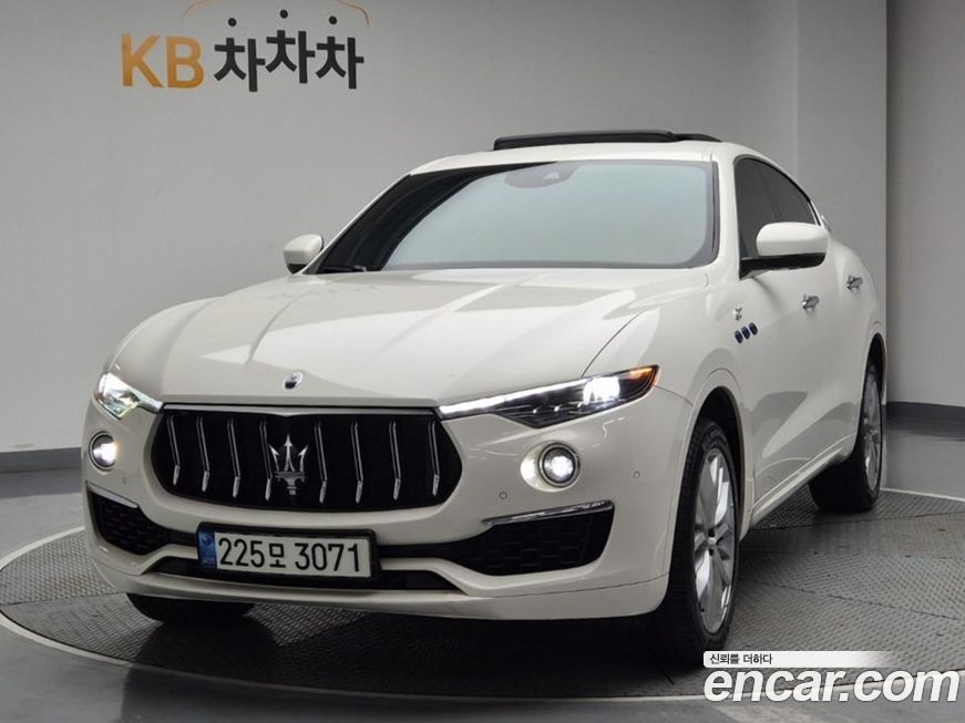Maserati Levante 2022