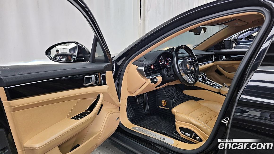 Porsche Panamera 2018