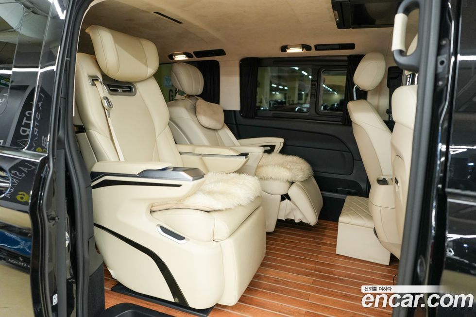 Mercedes-Benz V-Class 2021