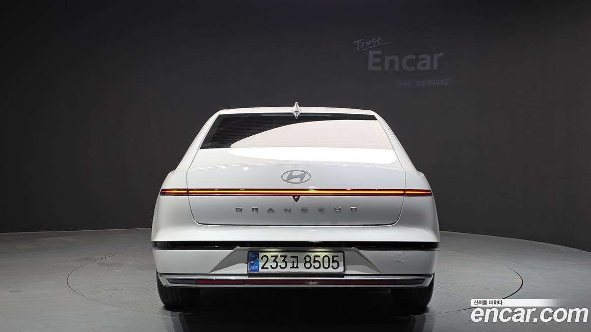 Hyundai Grandeur 2023