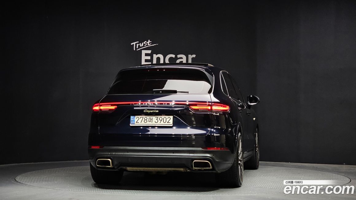 Porsche Cayenne 2022