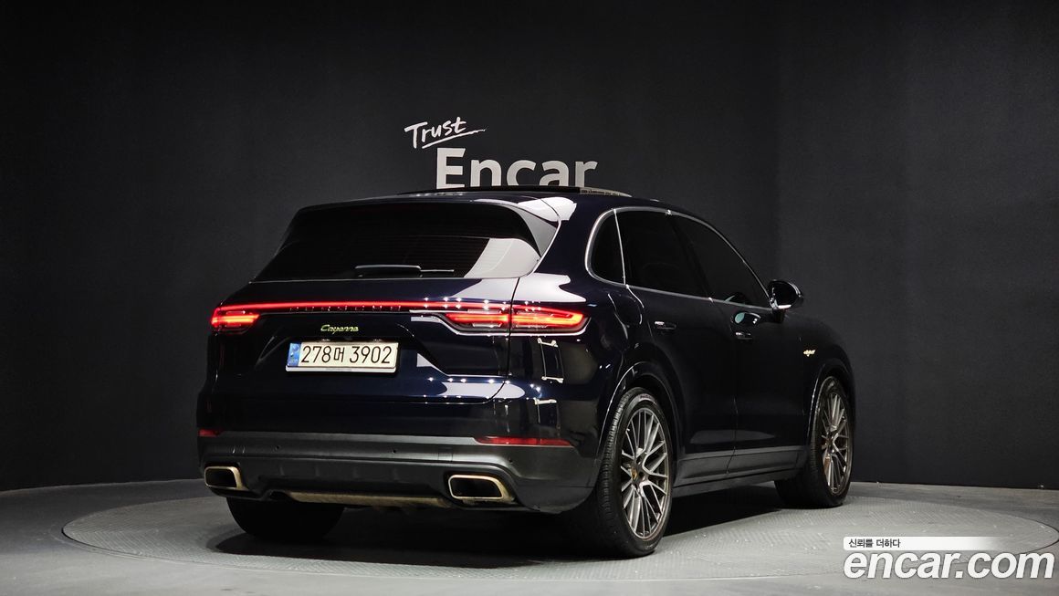 Porsche Cayenne 2022