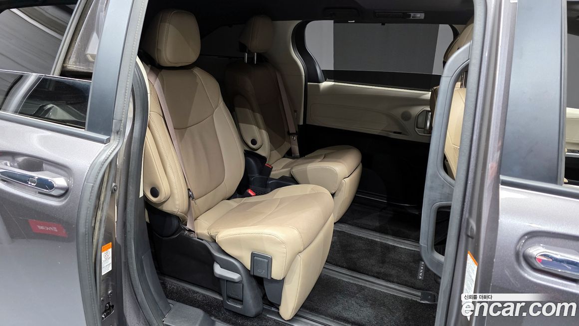Toyota Sienna 2023