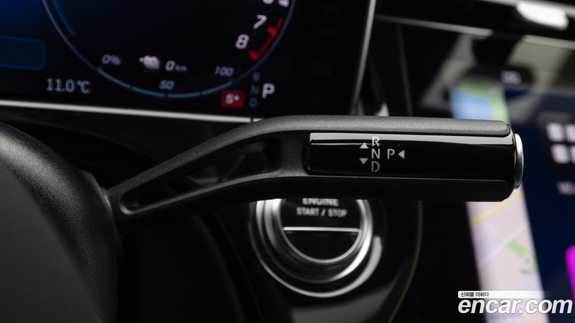 Mercedes-Benz E-Class 2025