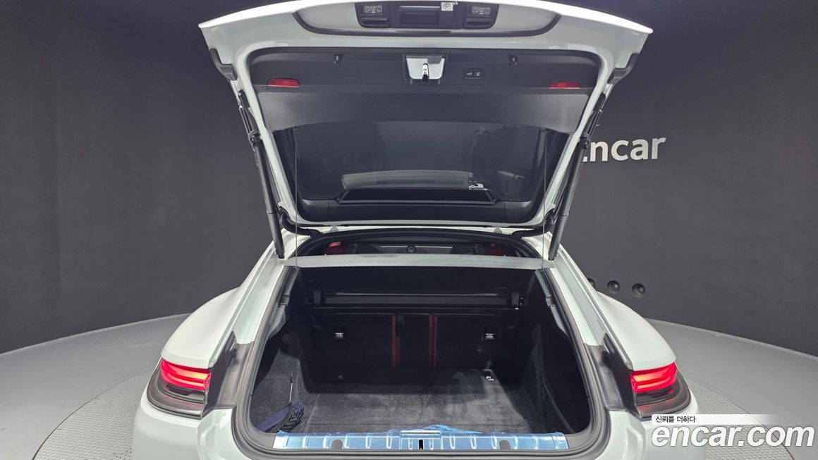 Porsche Panamera 2022