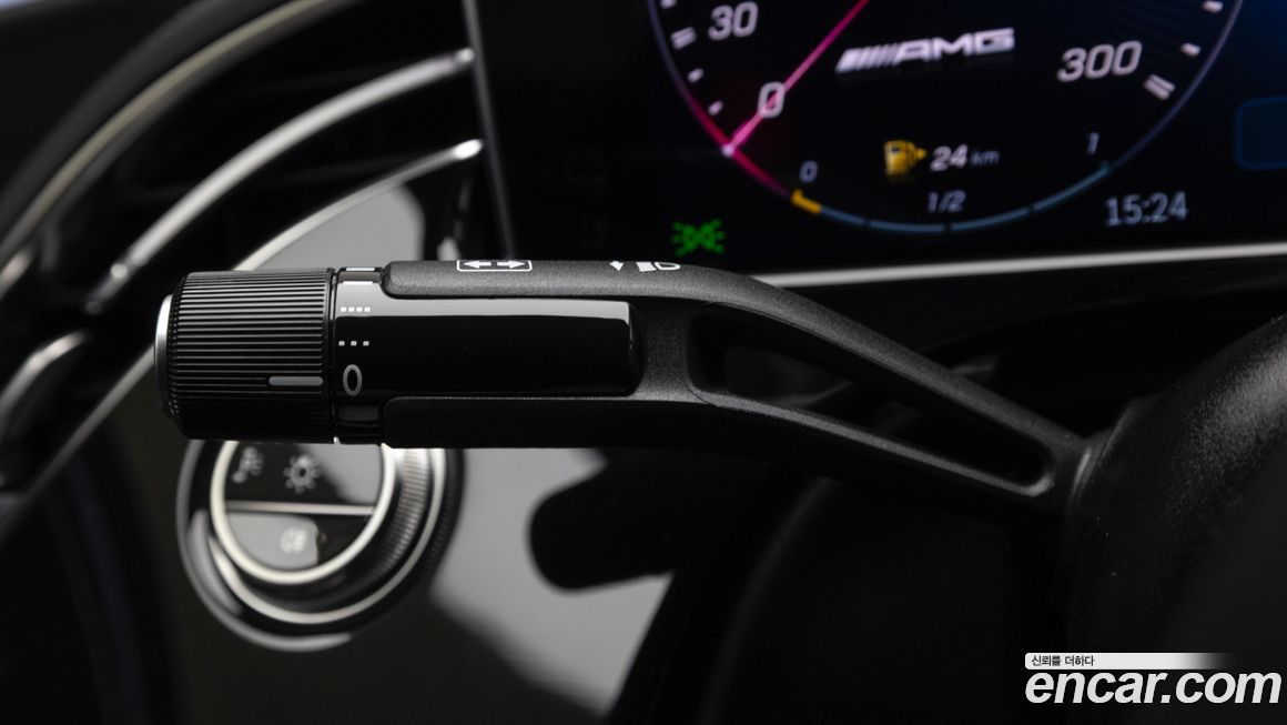 Mercedes-Benz E-Class 2025