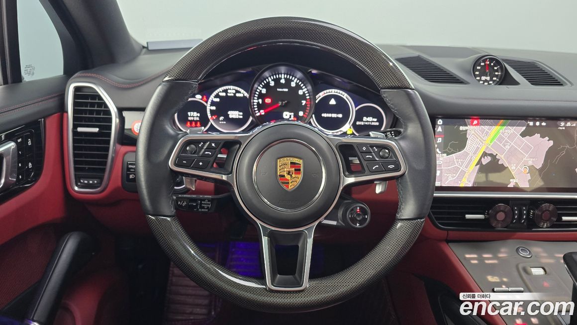 Porsche Cayenne 2021