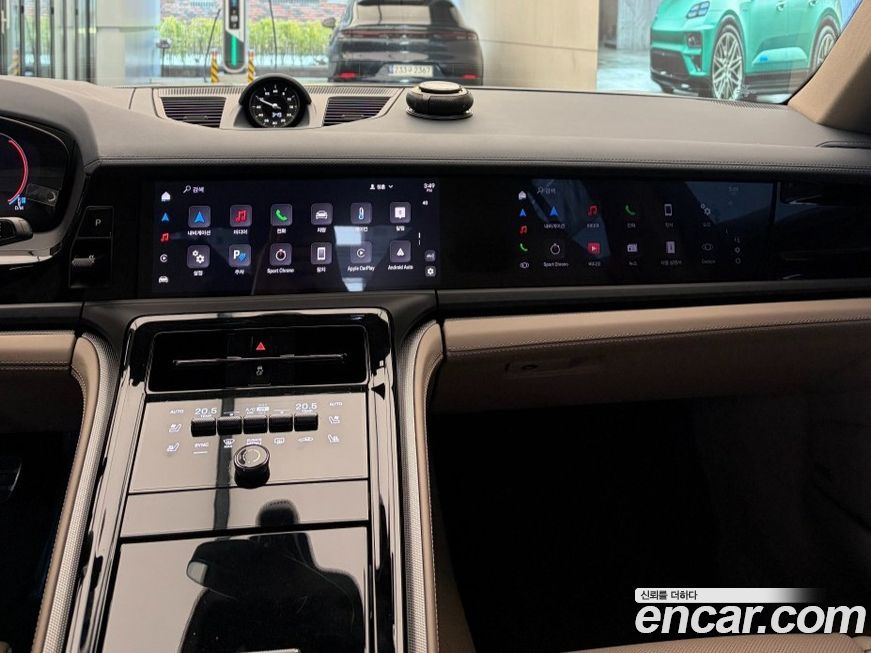 Porsche Panamera 2025