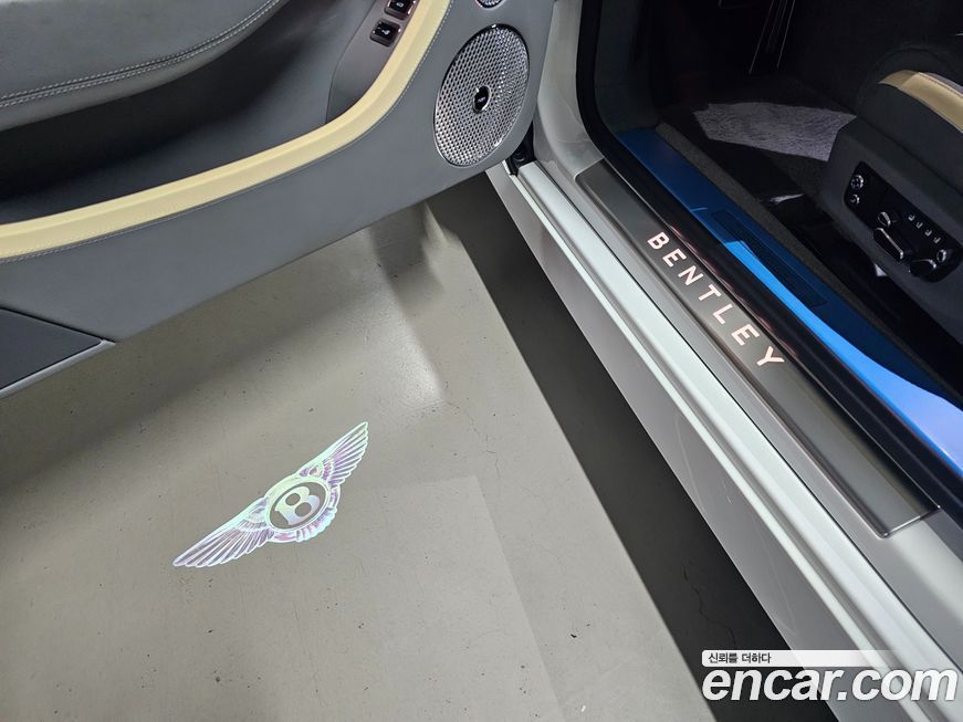 Bentley Continental 2025