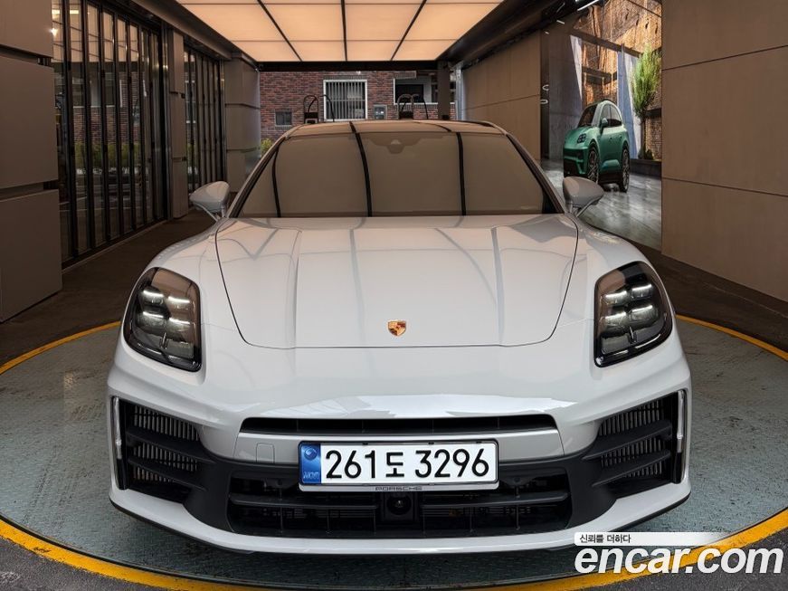 Porsche Panamera 2025