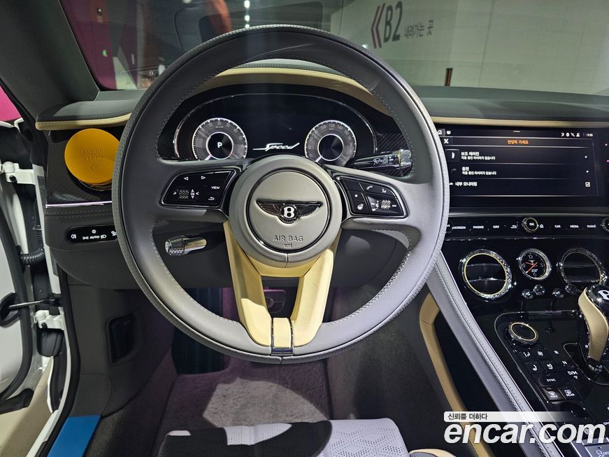 Bentley Continental 2025