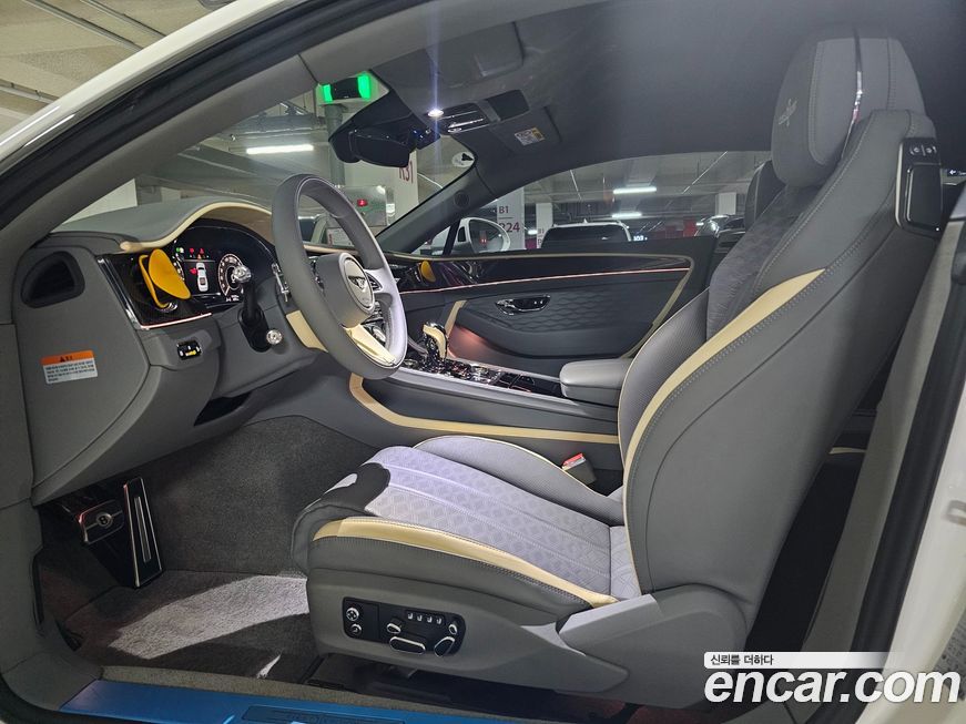 Bentley Continental 2025