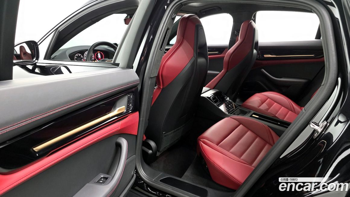 Porsche Panamera 2025