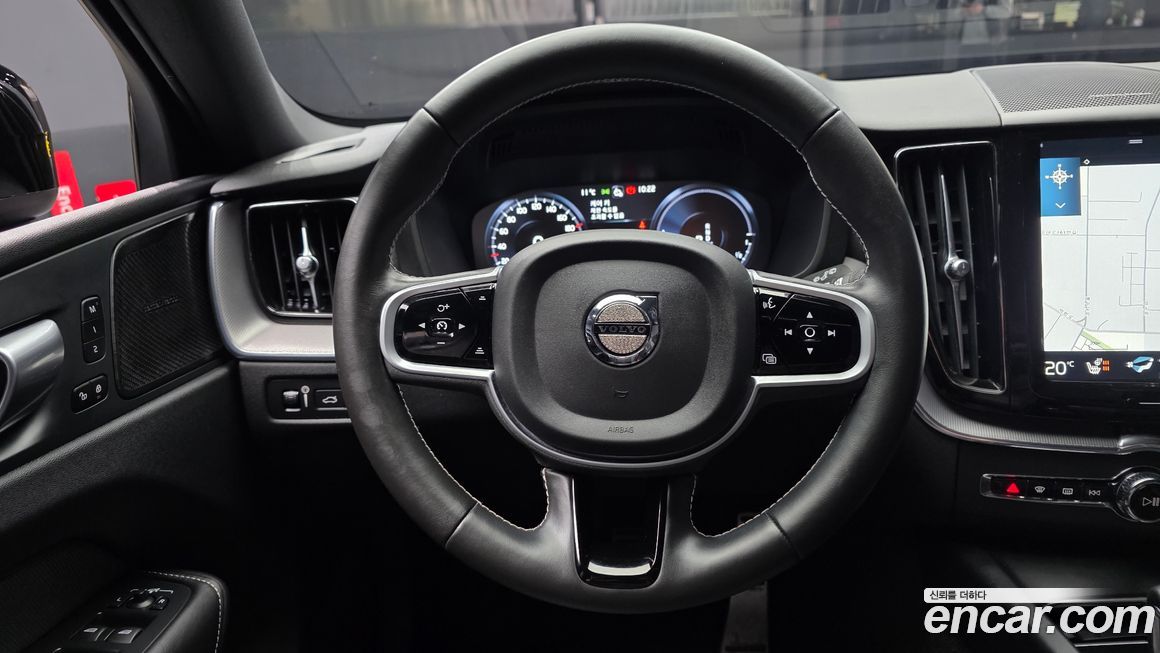 Volvo XC60 2021