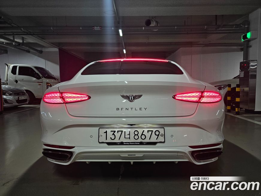 Bentley Continental 2025