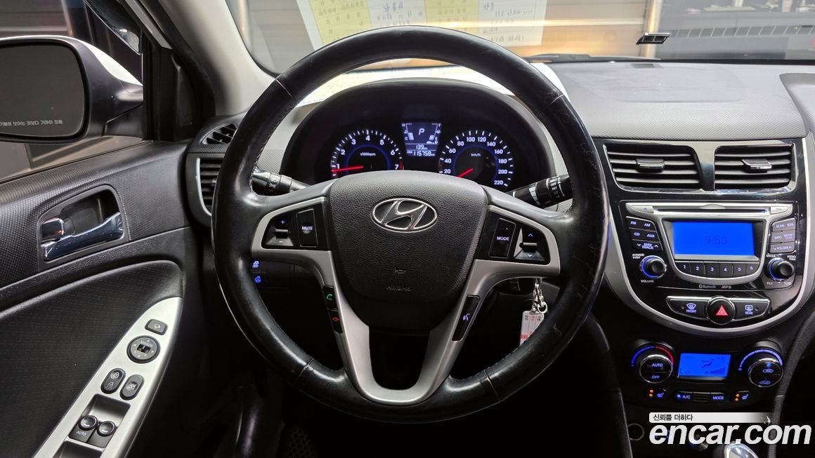 Hyundai Accent 2014